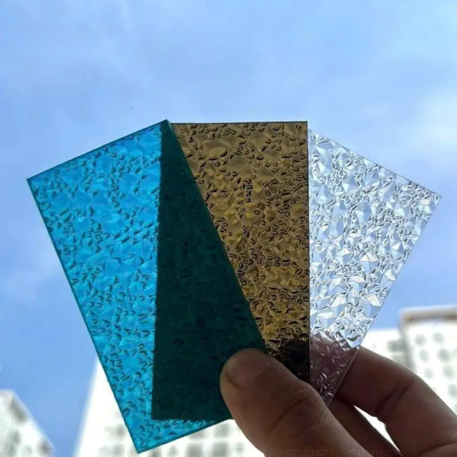 mẫu tấm poly đặc bề mặt sần